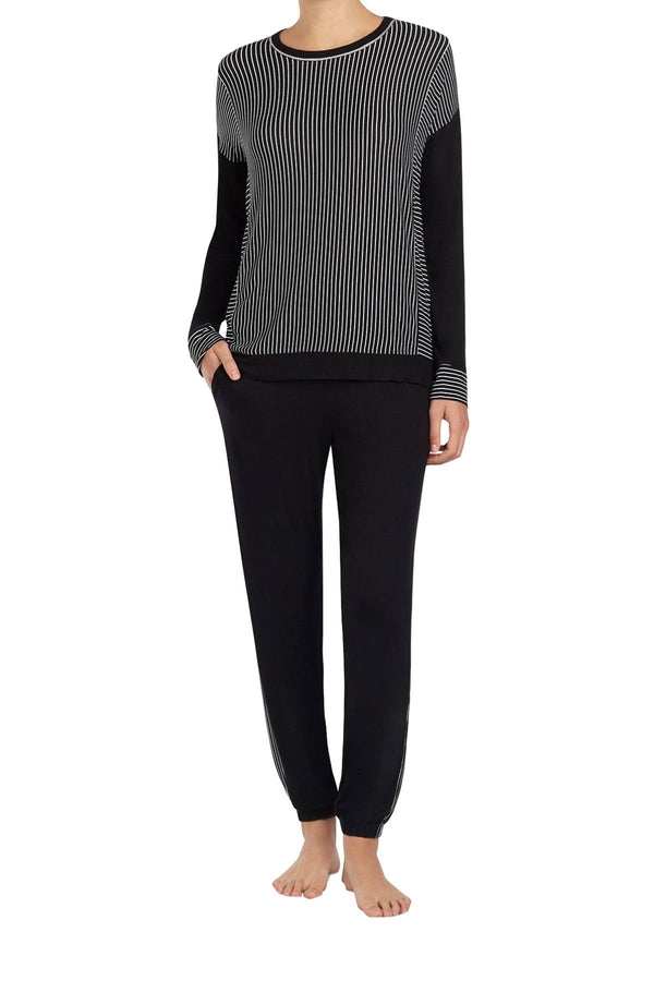 DKNY Black/White Contrast-Panel Lounge Set