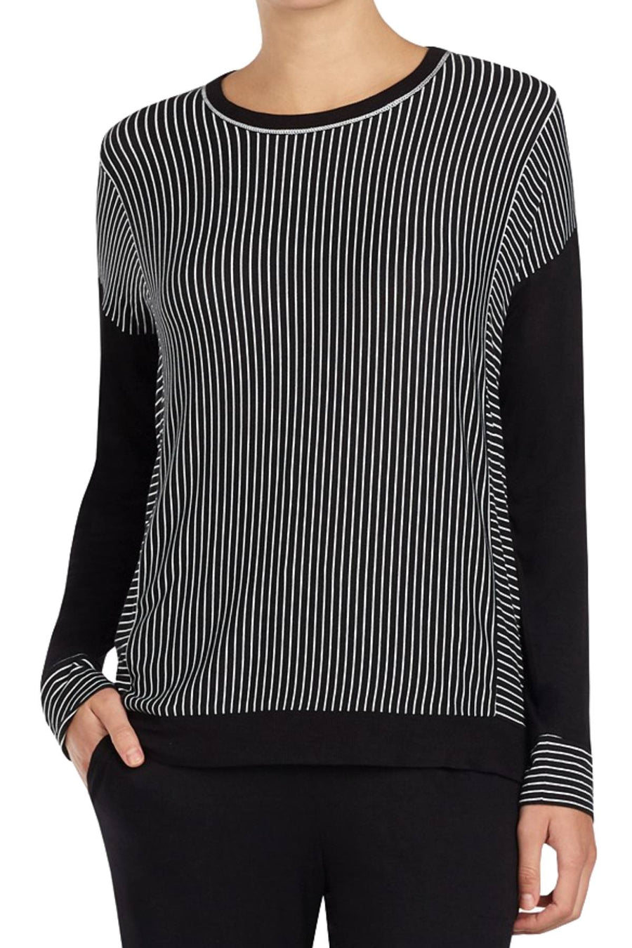 DKNY Black/White Contrast-Panel Lounge Set