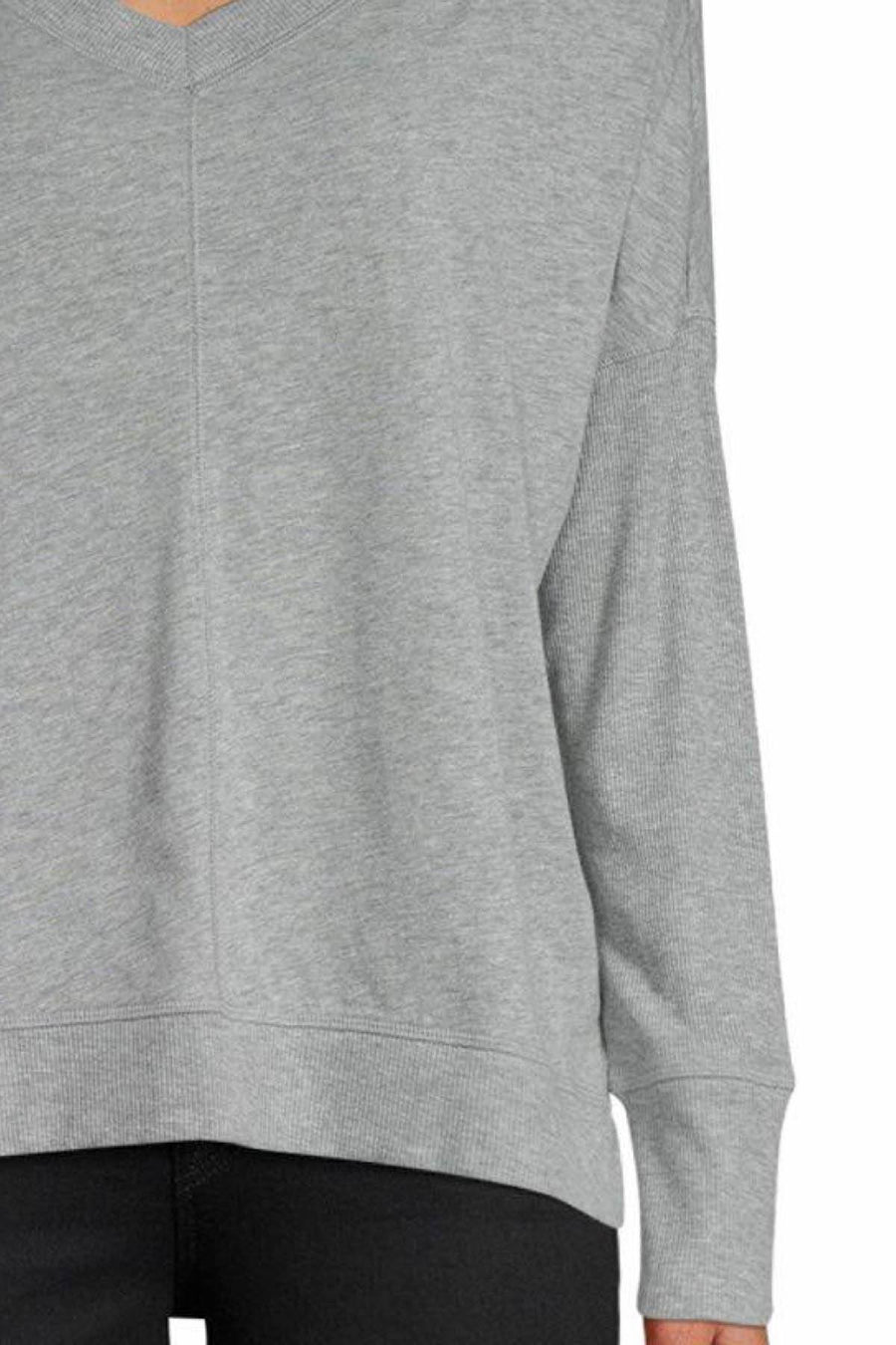 Jane and Bleecker Grey V-Neck Long-Sleeve Sleep Top