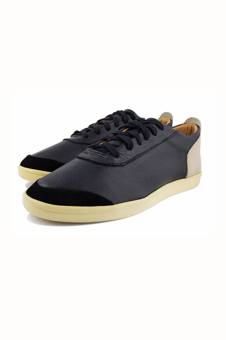LaK  Quell Black & Sand Shoe