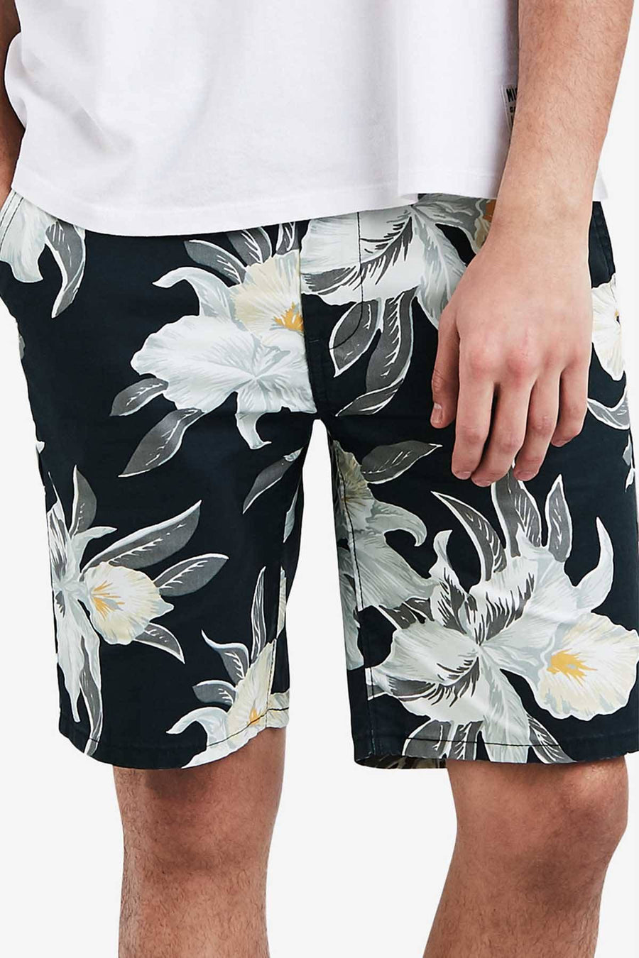 Levi's Floral Hawaiian Straight Chino Short