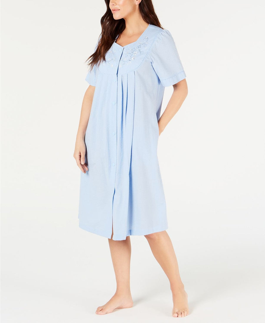 Miss Elaine Flower Embroidered Seersucker Short Gripper Robe in Chambray Blue