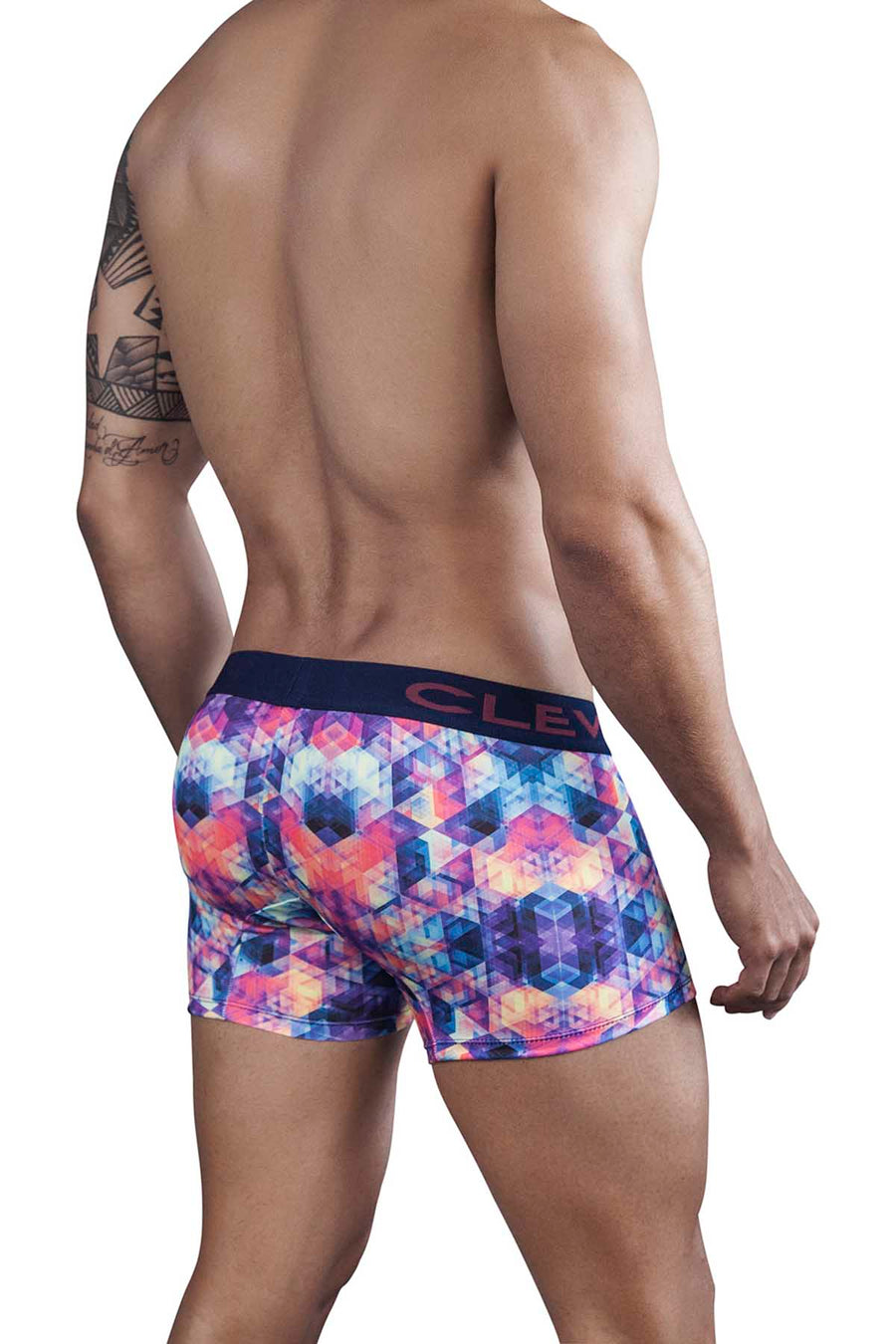 Clever Grape Arawak Boxer